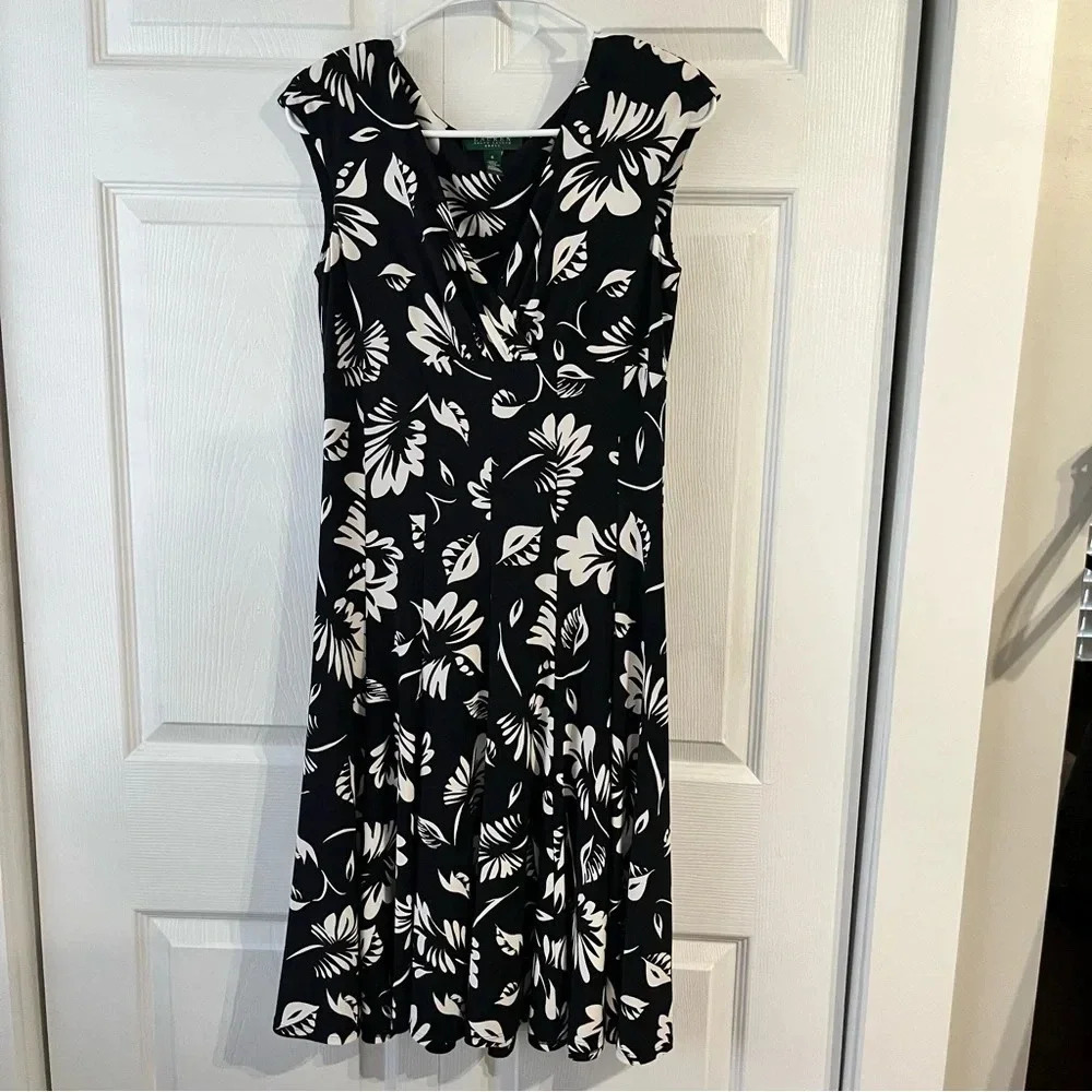 Ralph Lauren Dress 6 Sleeveless Criss-Cross black White Floral Print